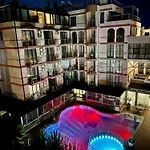 B48 In Tarsis Club Complex Z Widokiem Na Basen Appartement Slantchev Briag