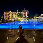 B48 In Tarsis Club Complex Z Widokiem Na Basen Lägenhet *