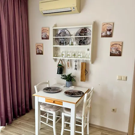 B48 In Tarsis Club Complex Z Widokiem Na Basen Apartament *