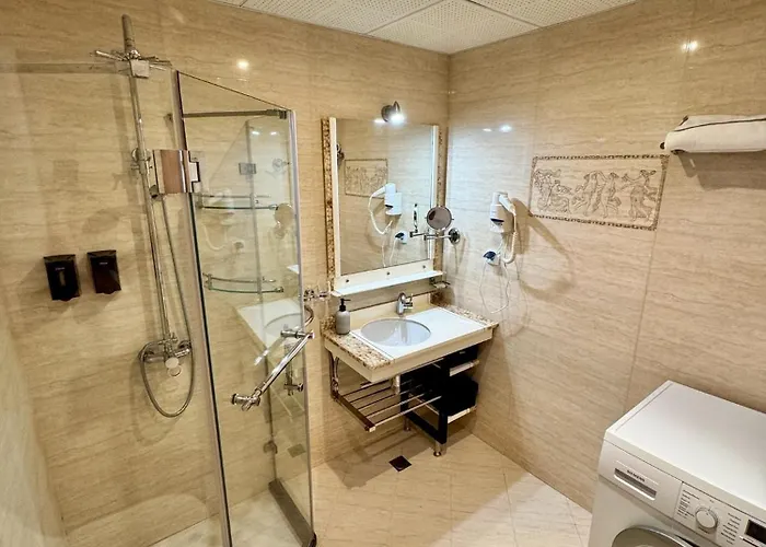 B48 In Tarsis Club Complex 阳光海滩