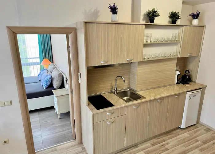 B48 In Tarsis Club Complex 公寓